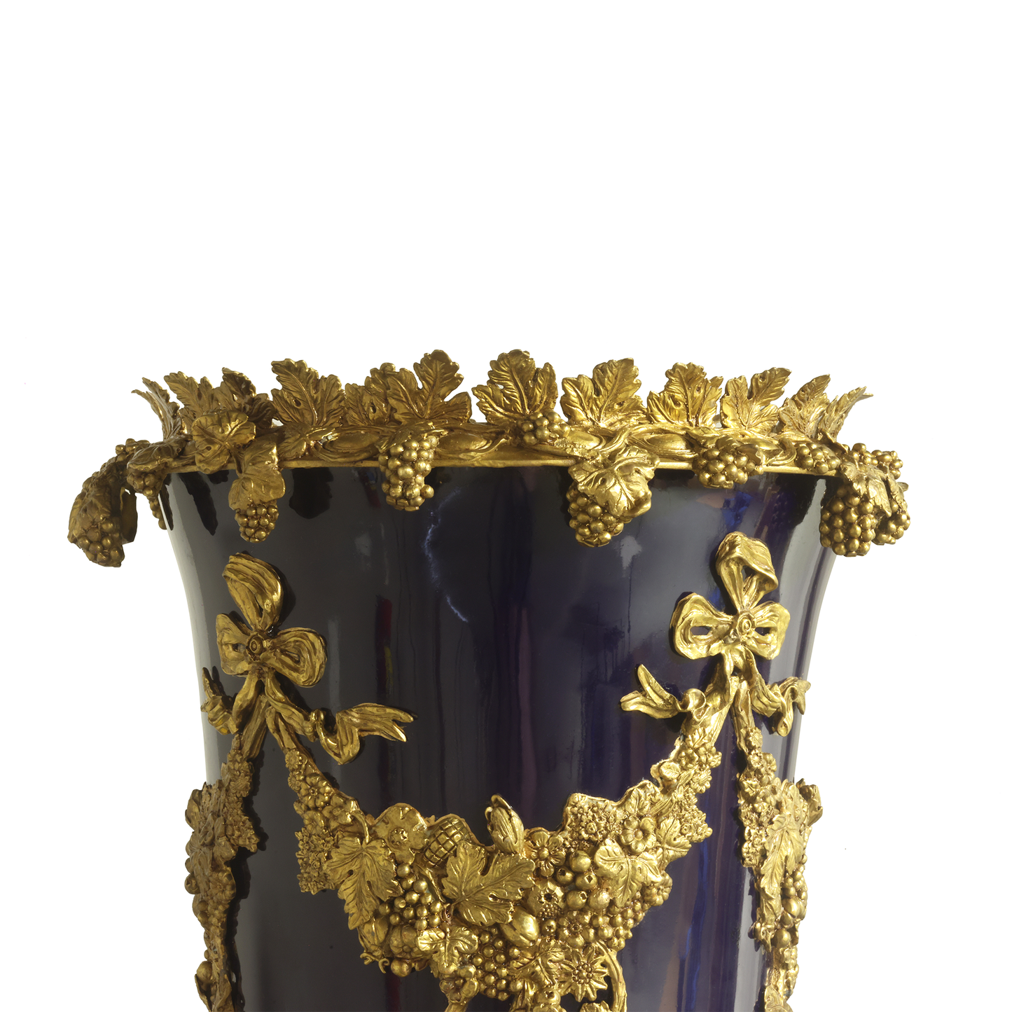Magnífico Jarrón de Bronce y Porcelana
