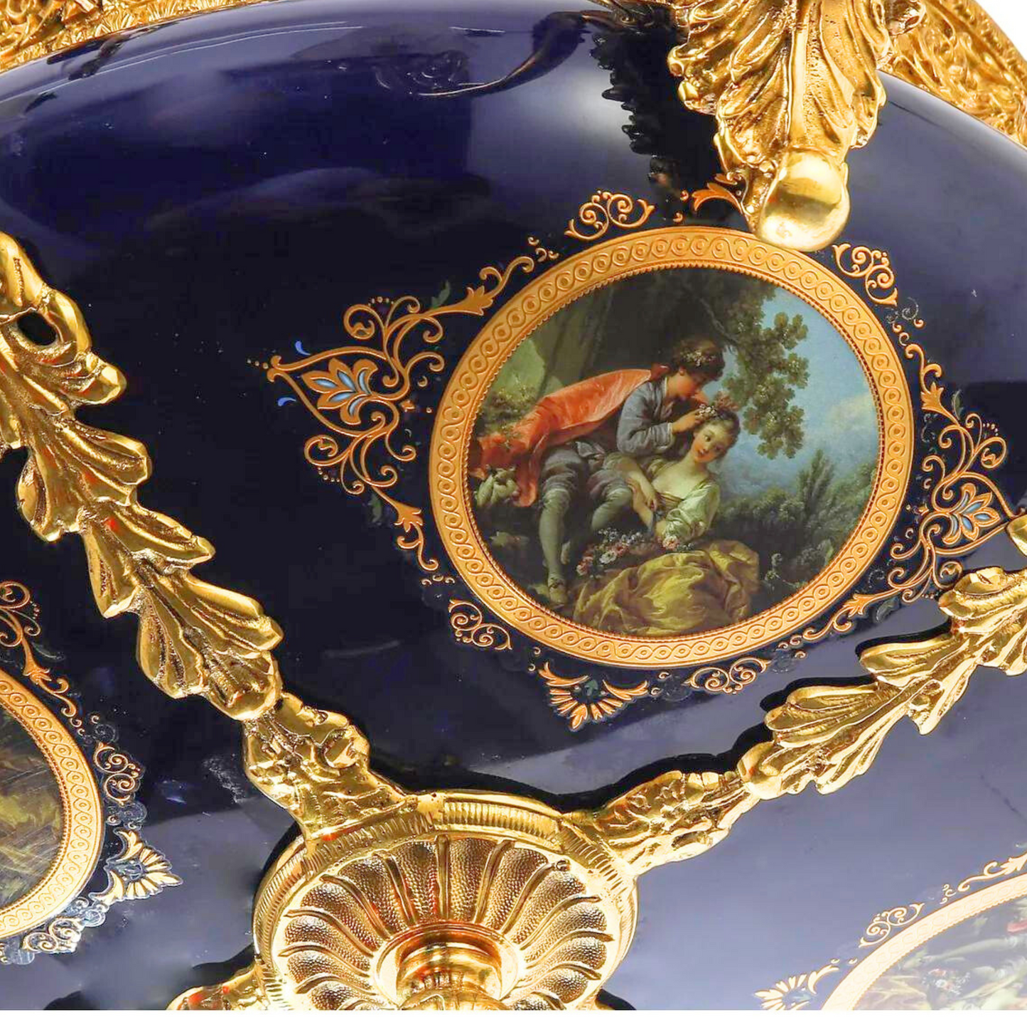 Araña de cuenco de porcelana estilo Luis XVI