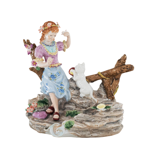 Figura de Porcelana Niña con Gato