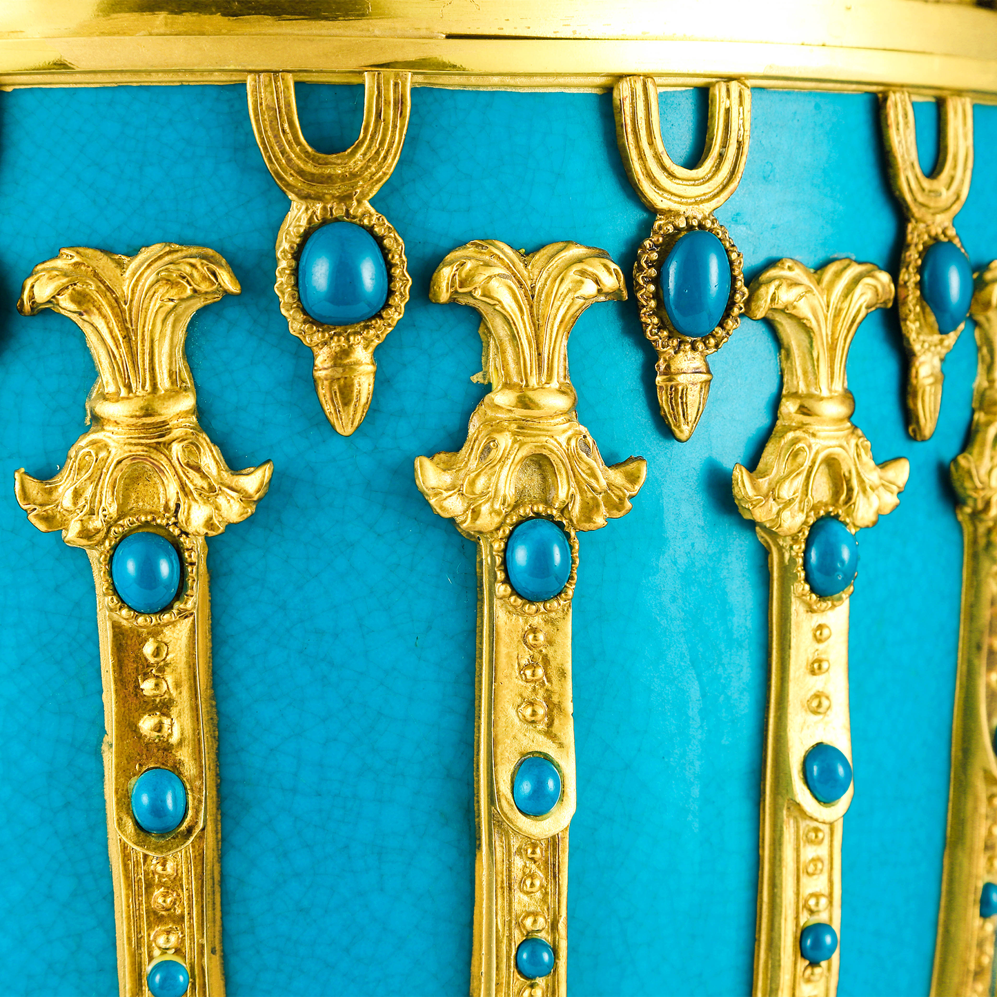 DECOELEVEN ™ Mythos Elegance Jar in Classic Blue